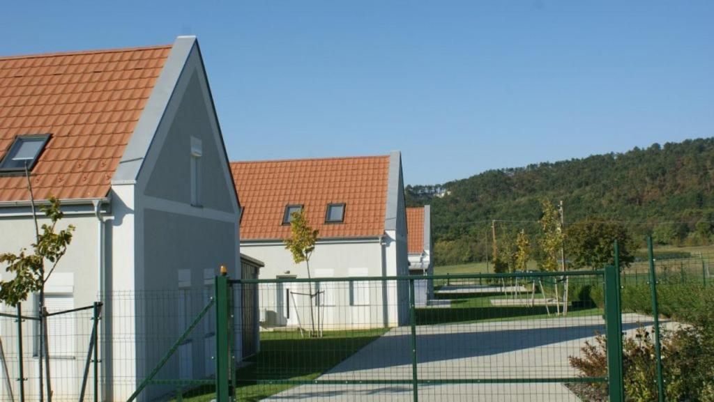 Balatonholidaypark Balatongyorok Bagian luar foto