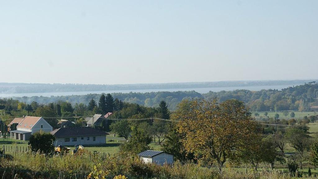 Balatonholidaypark Balatongyorok Bagian luar foto
