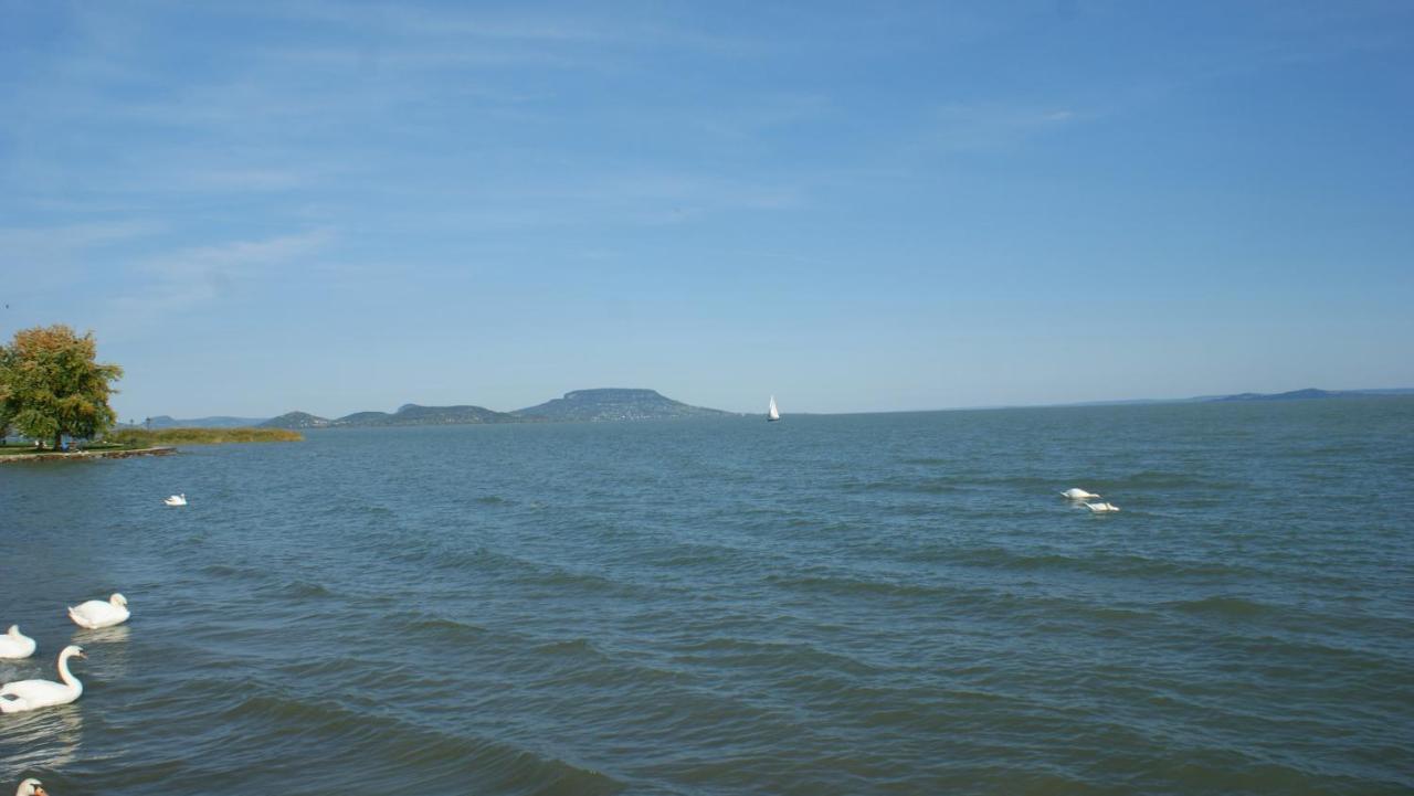 Balatonholidaypark Balatongyorok Bagian luar foto